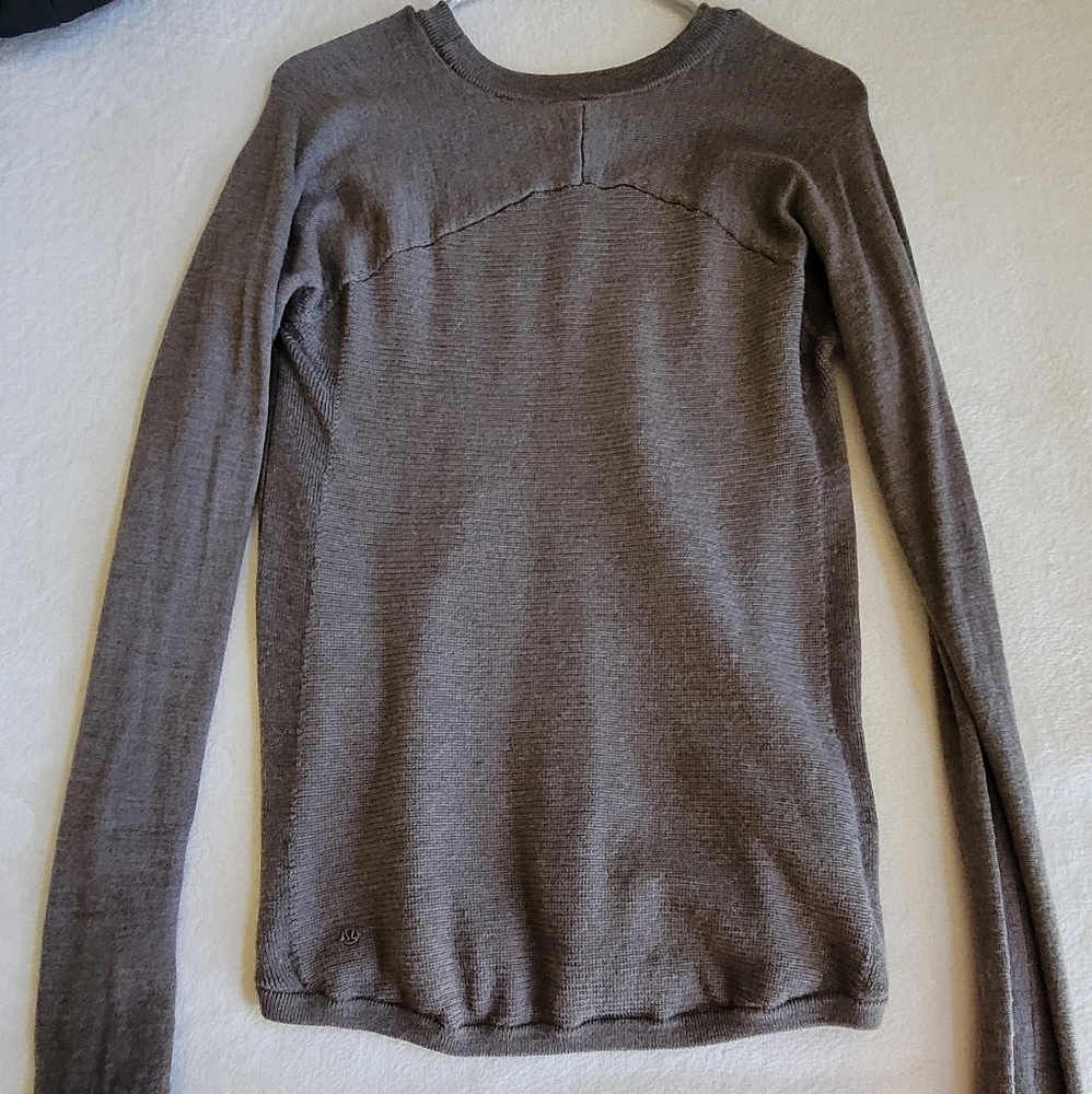 Lululemon Sweater - Picture 5 of 6